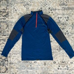 The North Face Blue Kilowatt 1/4 Zip Lightweight Long Sleeve Pullover Me…